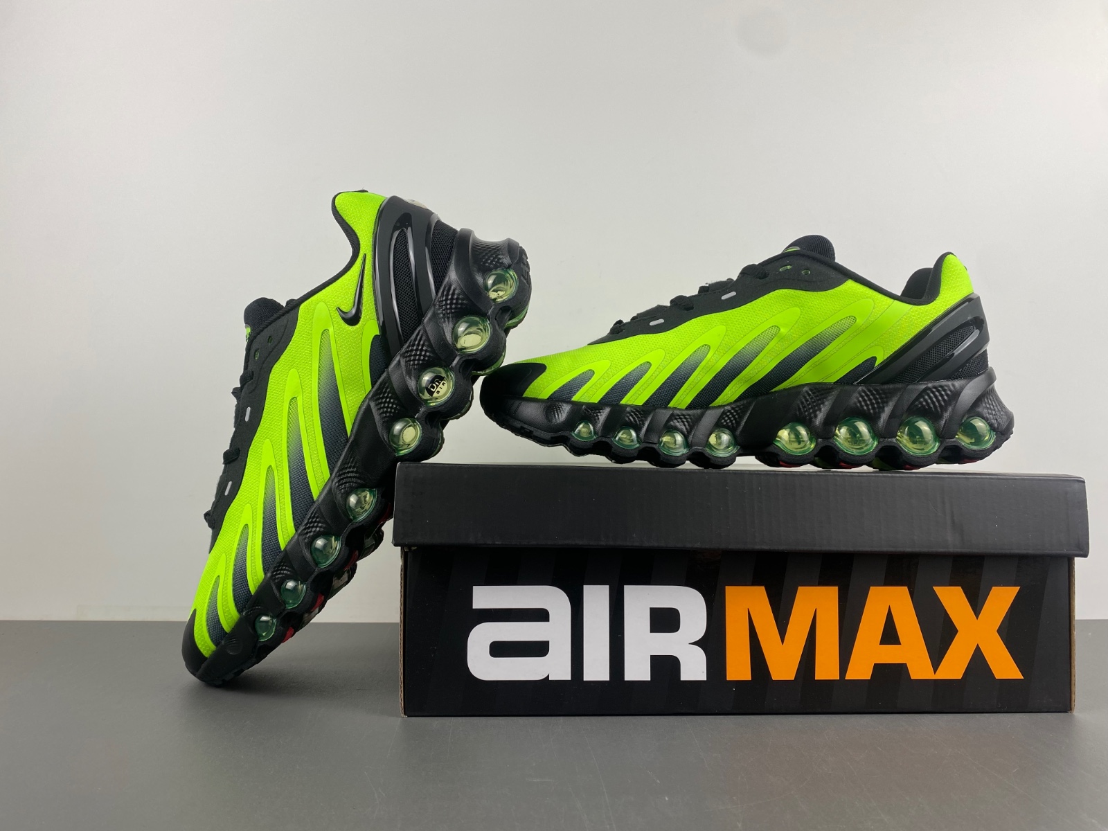 Nike Air Max DN 8
