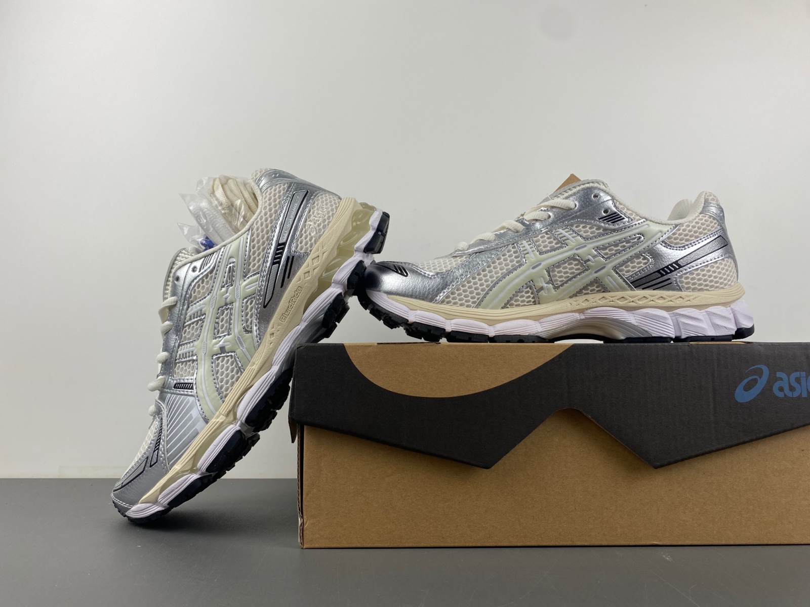 ASICS sneaker