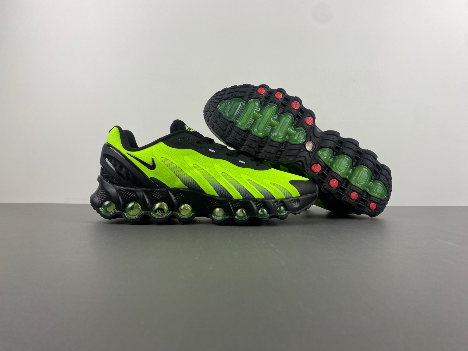 Nike Air Max DN 8