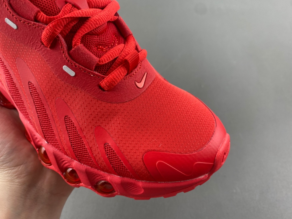Nike Air Max DN 8