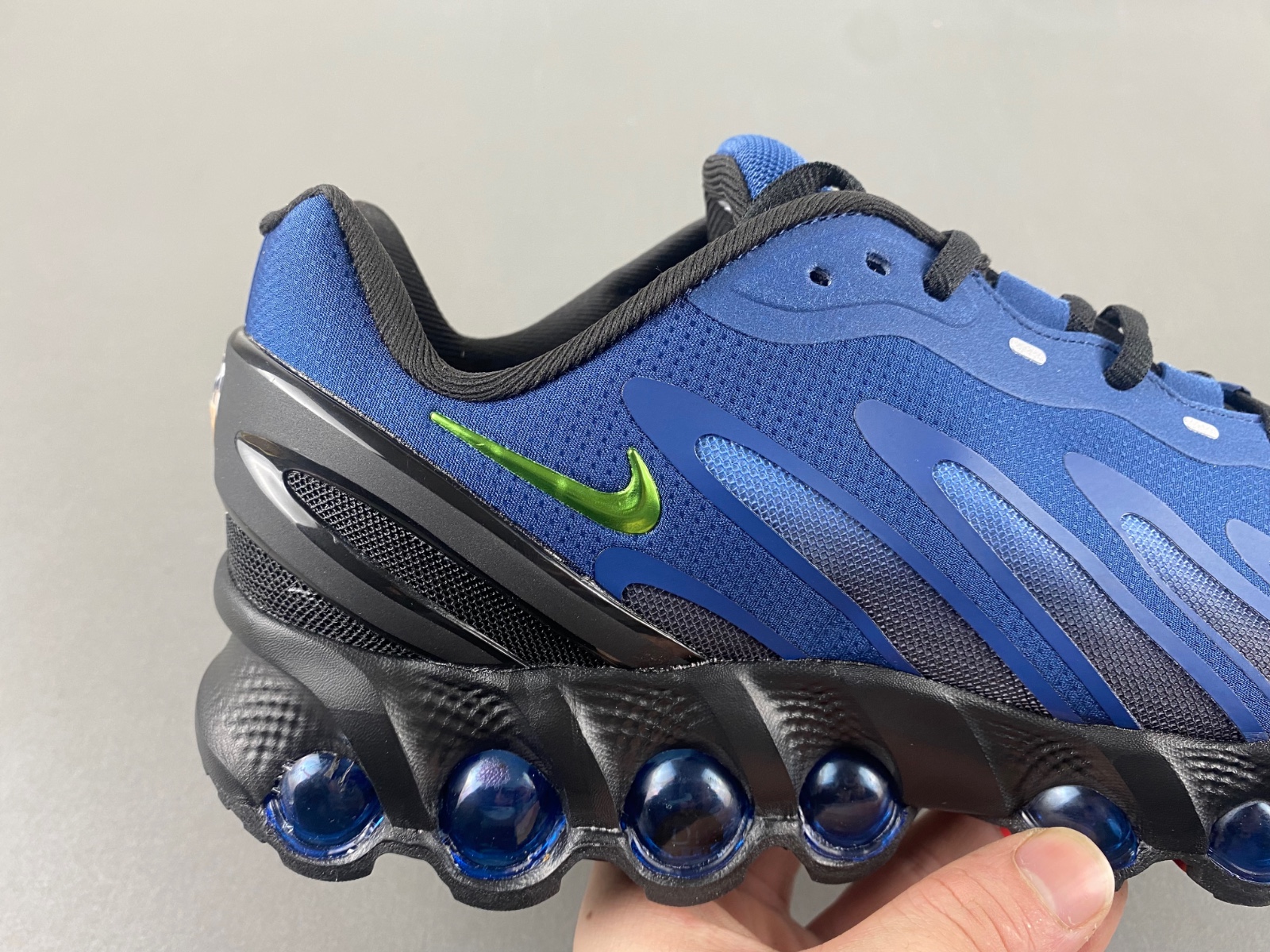 Nike Air Max DN 8