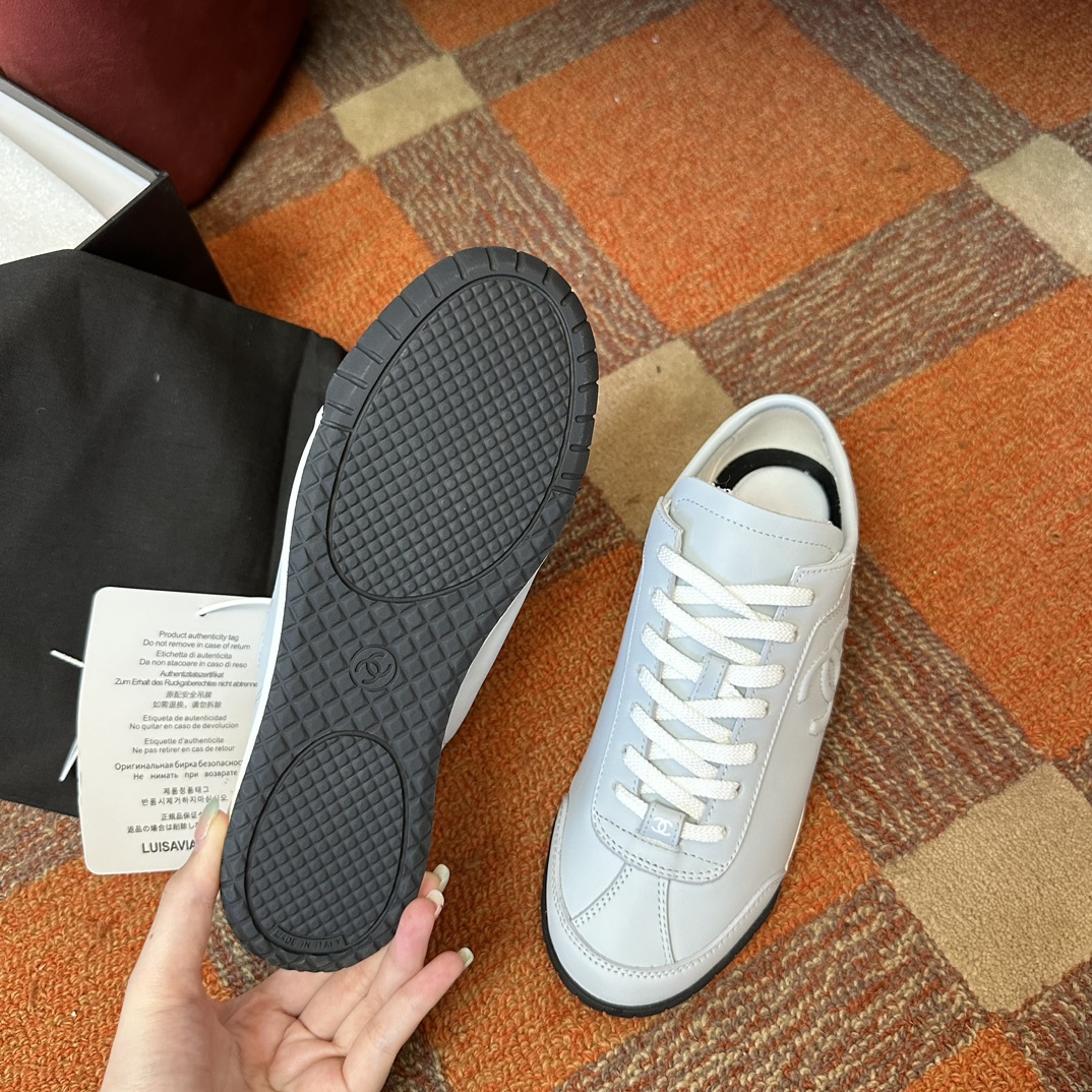 Chanel Trainer