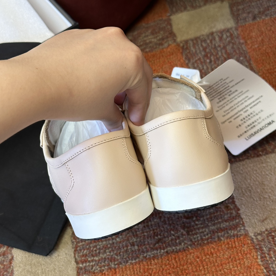 Chanel Trainer