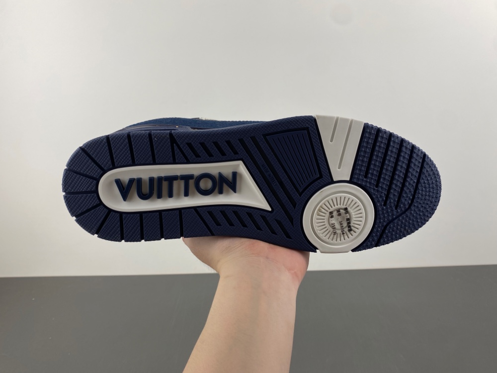 LV Trainer Sneaker