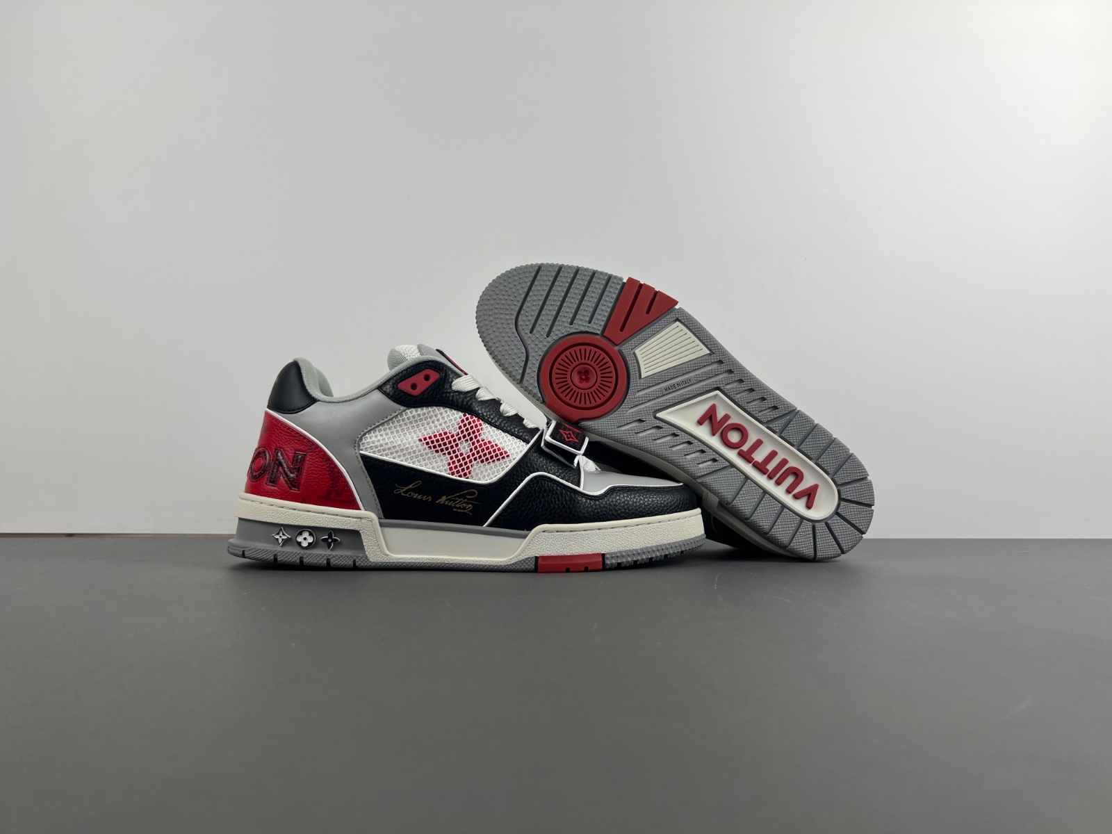 LV Trainer Sneaker