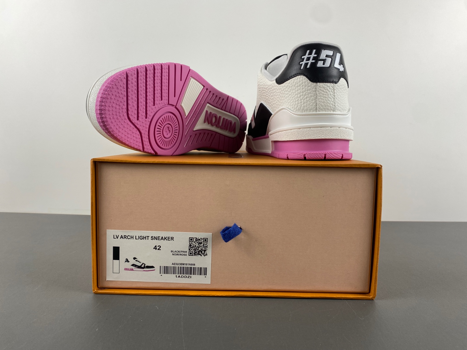 LV Trainer Sneaker