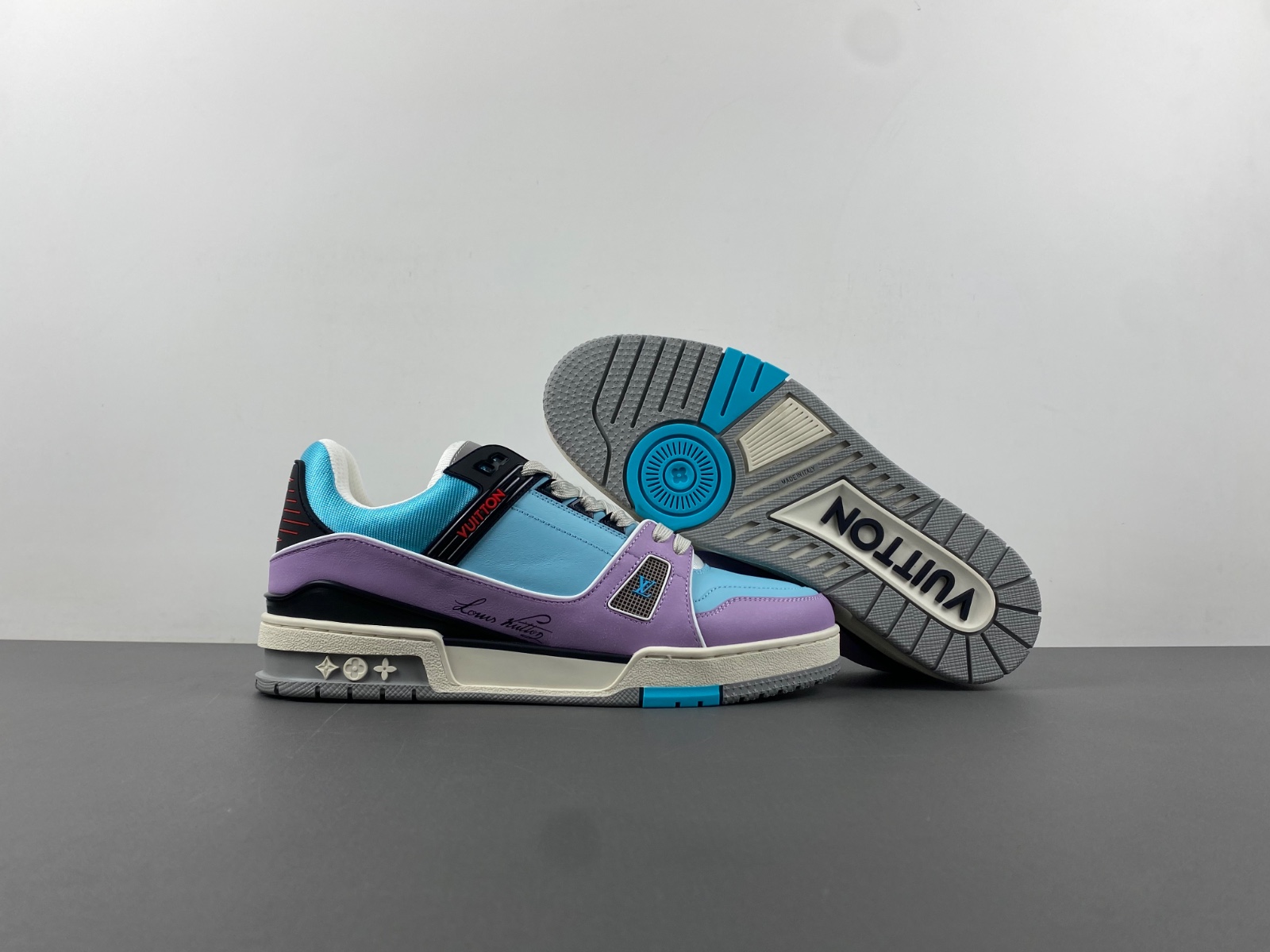 LV Trainer Sneaker
