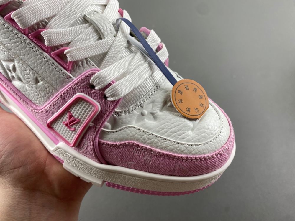 LV Trainer Sneaker
