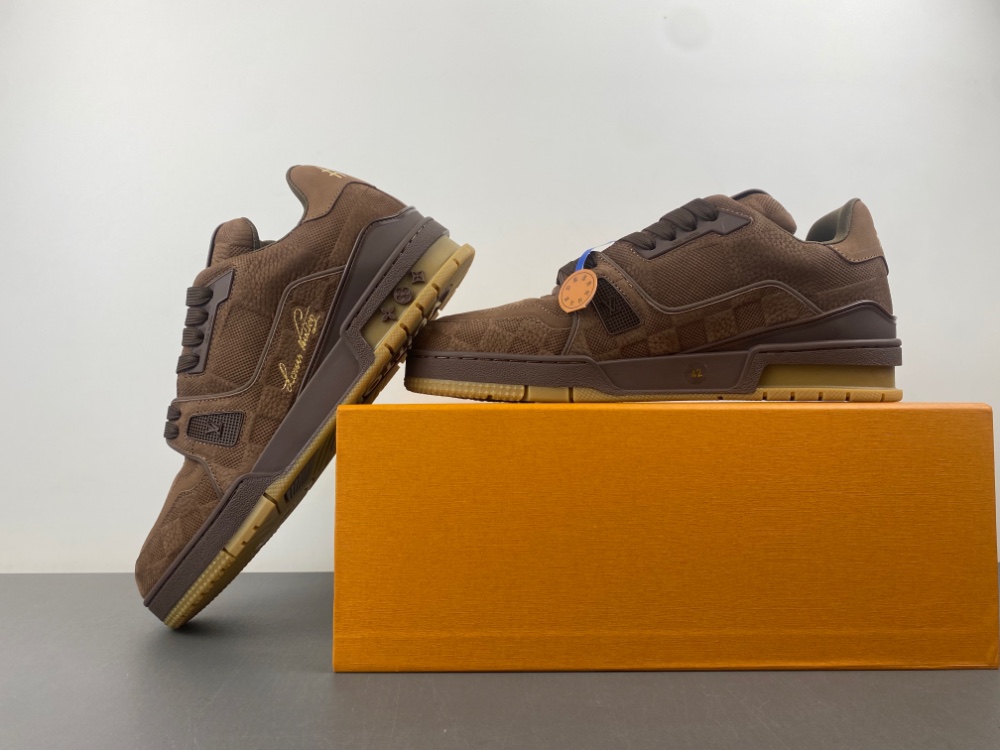 LV Trainer Sneaker