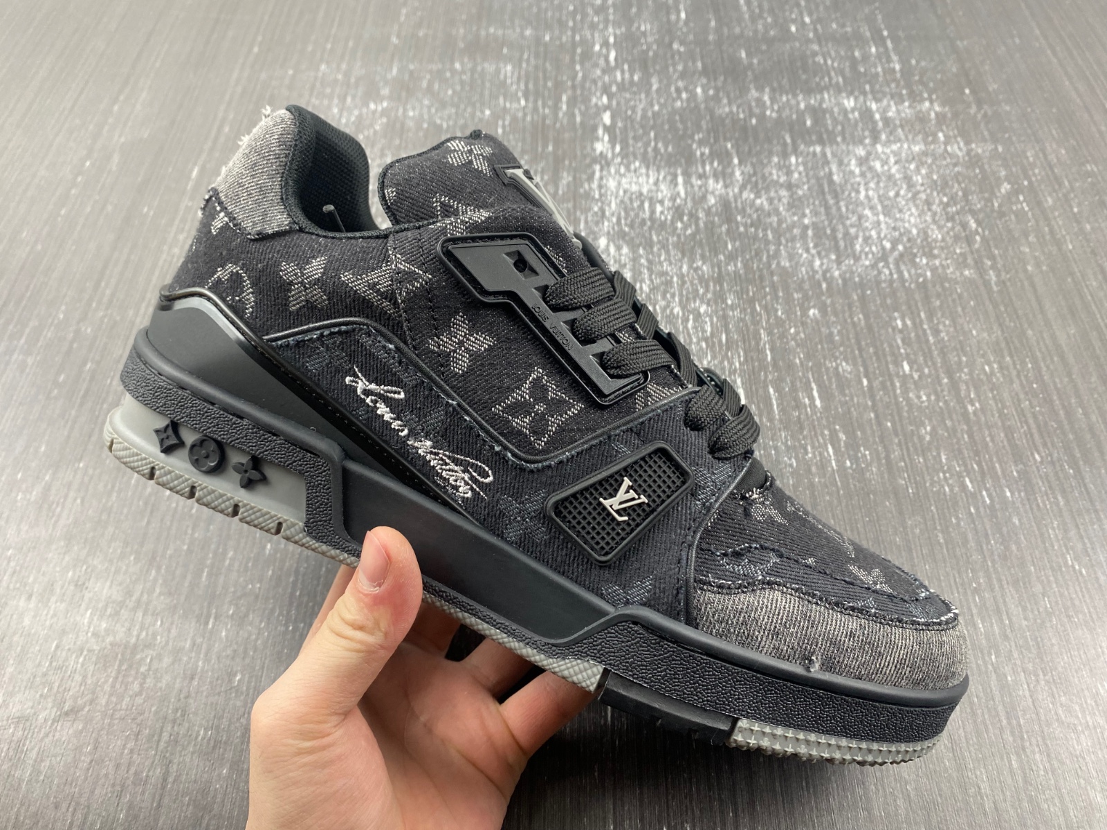 LV Trainer Sneaker