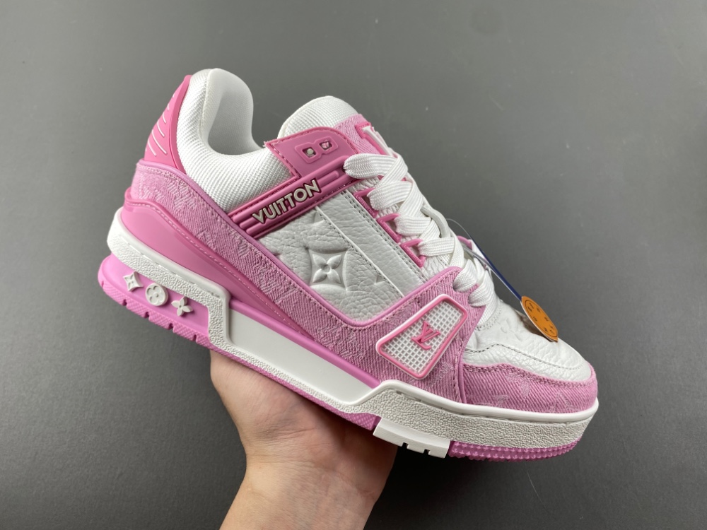 LV Trainer Sneaker