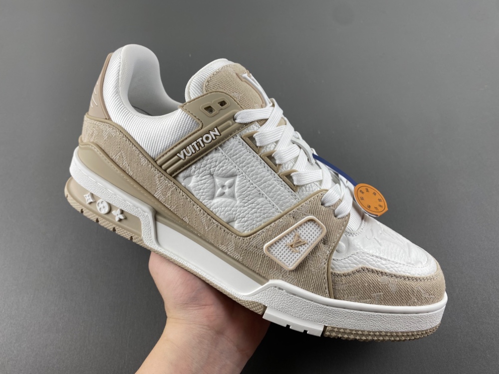 LV Trainer Sneaker