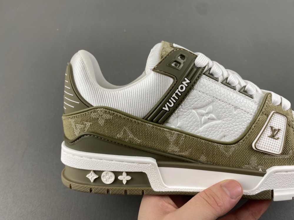 LV Trainer Sneaker