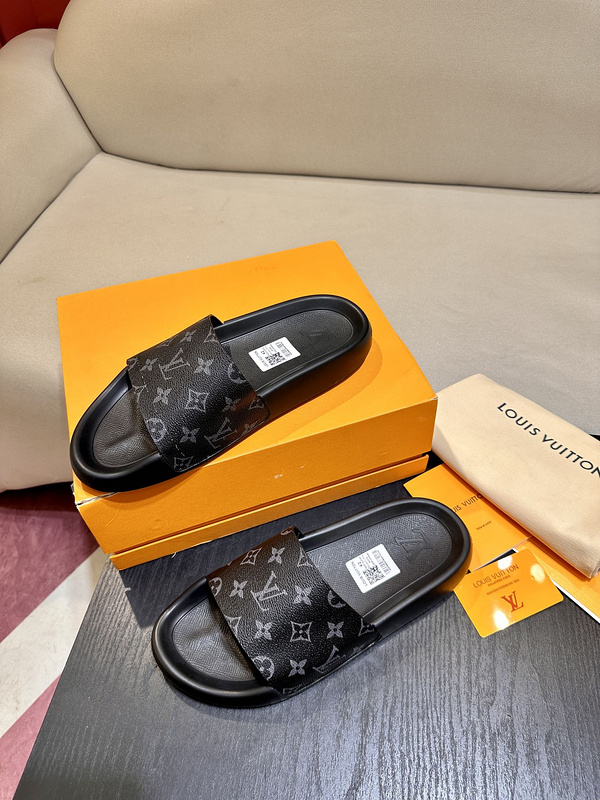 LV WATERFRONT MULE