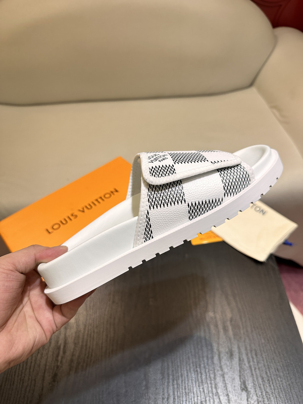 LV slide